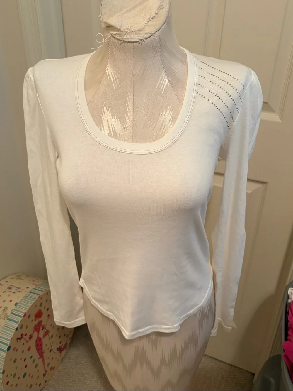 J. Crew Women’s White Long-Sleeve Scoop Neck Top with Shoulder Detail new Small